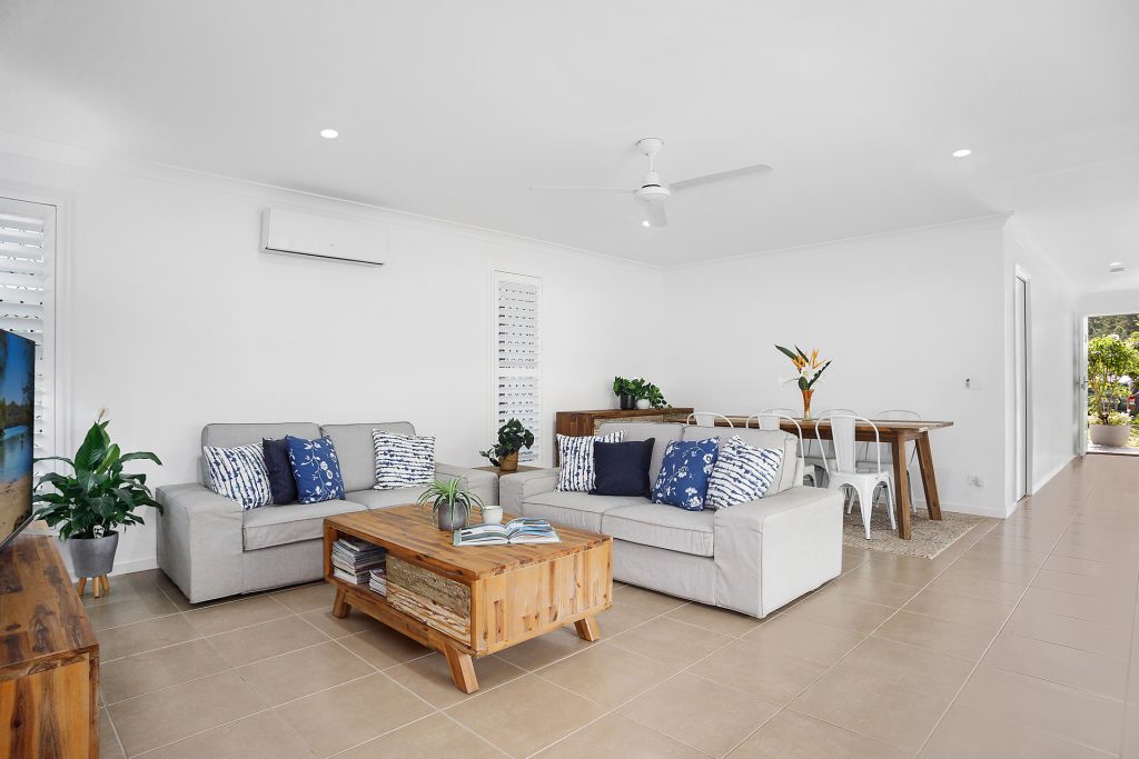 54 Lapwing Circuit, Beerwah QLD 4519 - photo 3