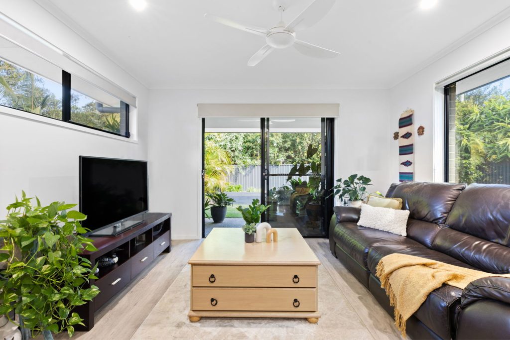 4 Pine Edge Drive, Landsborough QLD 4550 - photo 13