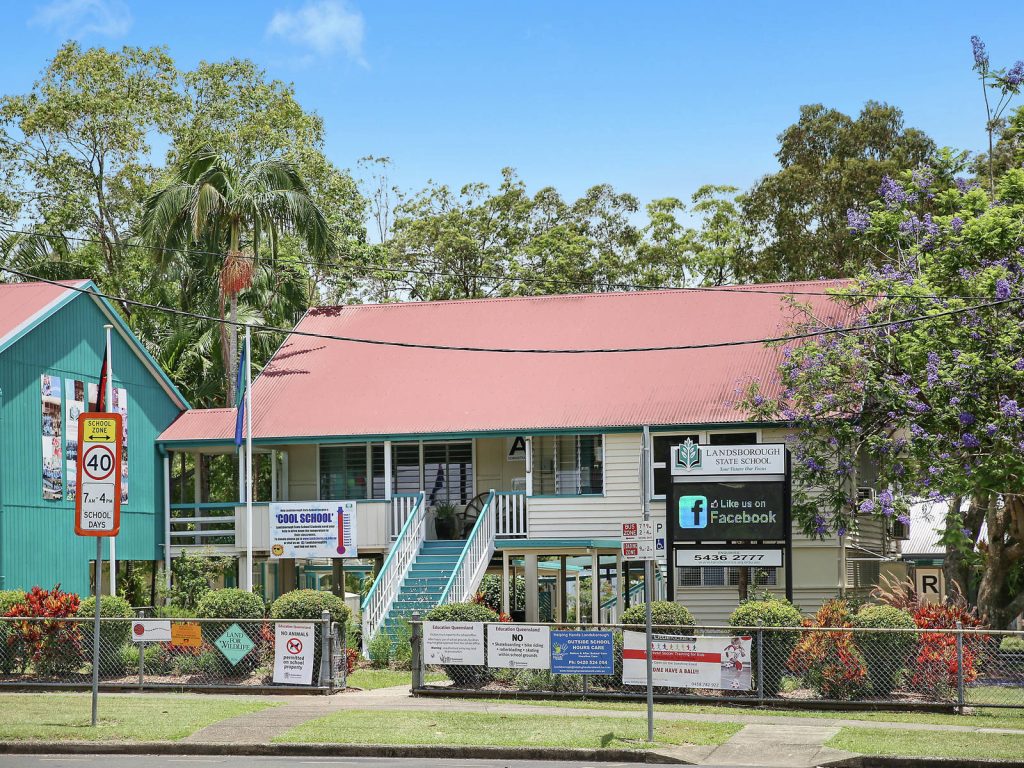 4 Pine Edge Drive, Landsborough QLD 4550 - photo 20