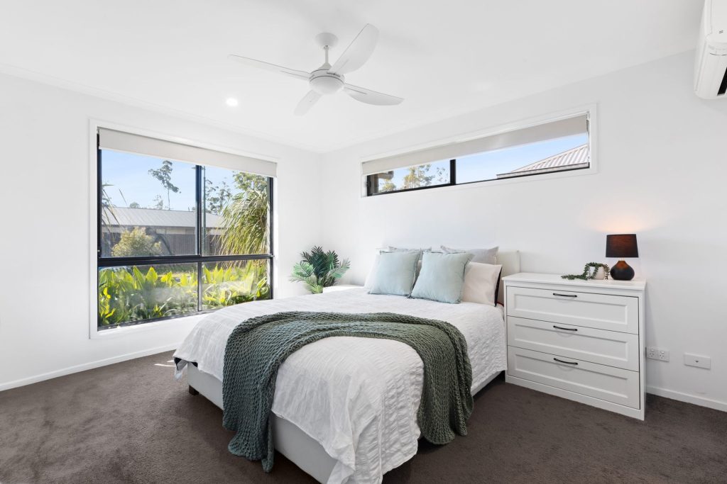 4 Pine Edge Drive, Landsborough QLD 4550 - photo 5