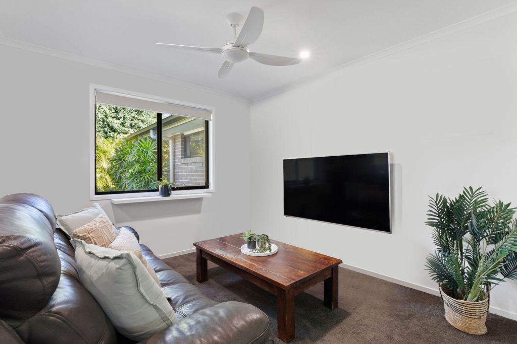 4 Pine Edge Drive, Landsborough QLD 4550 - photo 7