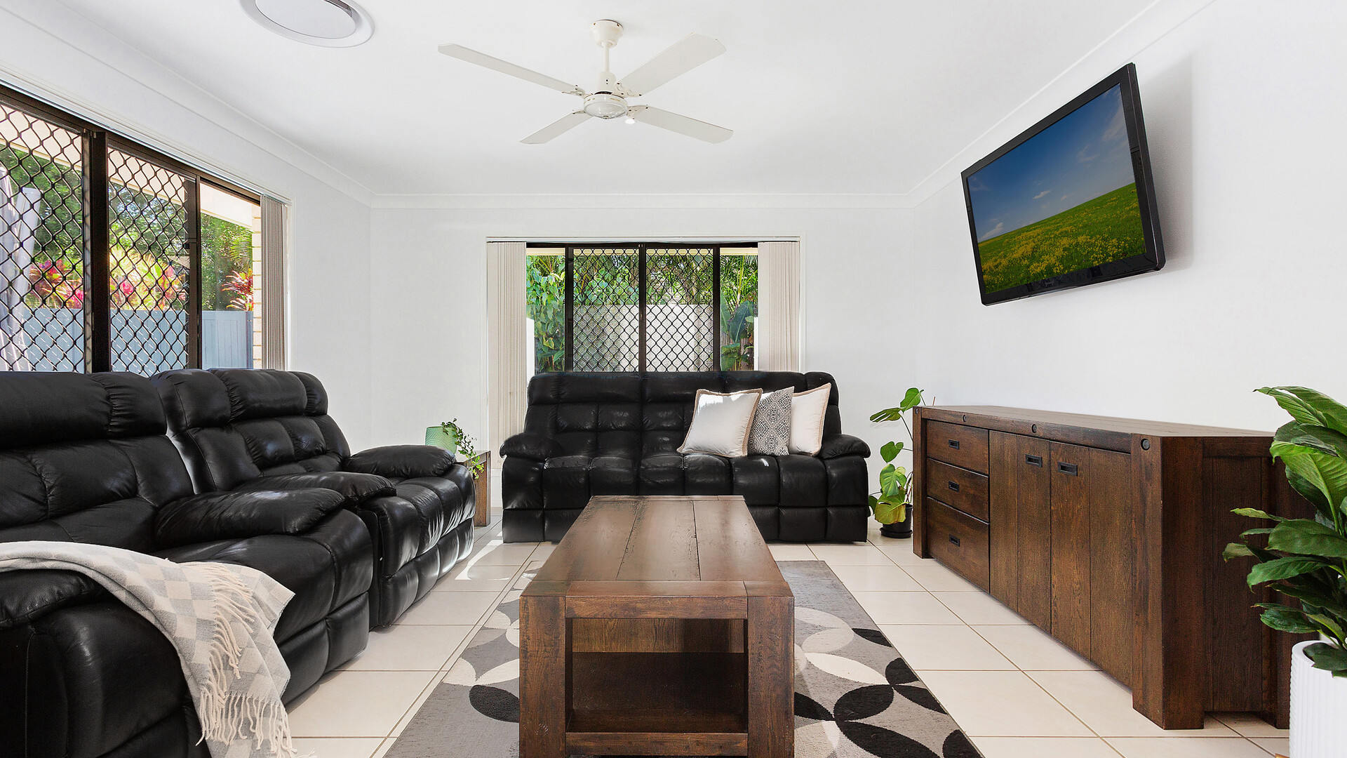 15 Mowburra Place, Caloundra West QLD 4551 - photo 8