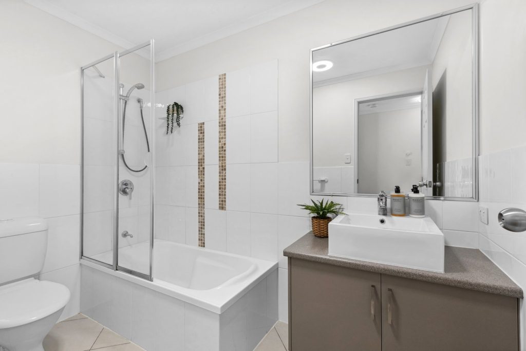 4/25 Maleny Street, Landsborough QLD 4550 - photo 4