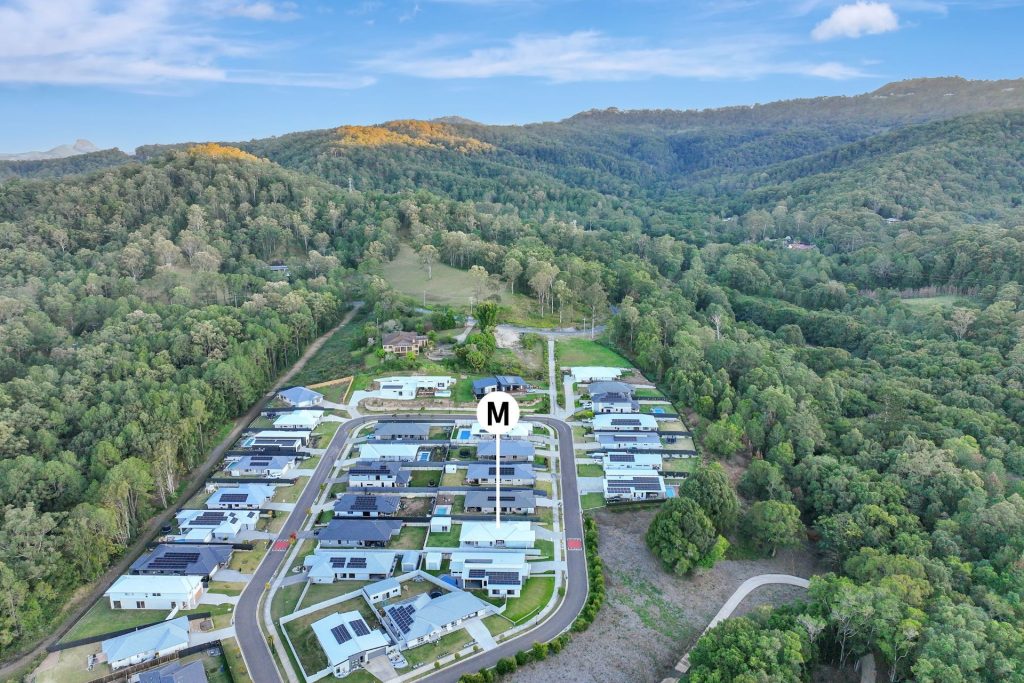 17 Creekline Place, Mooloolah Valley QLD 4553 - photo 4