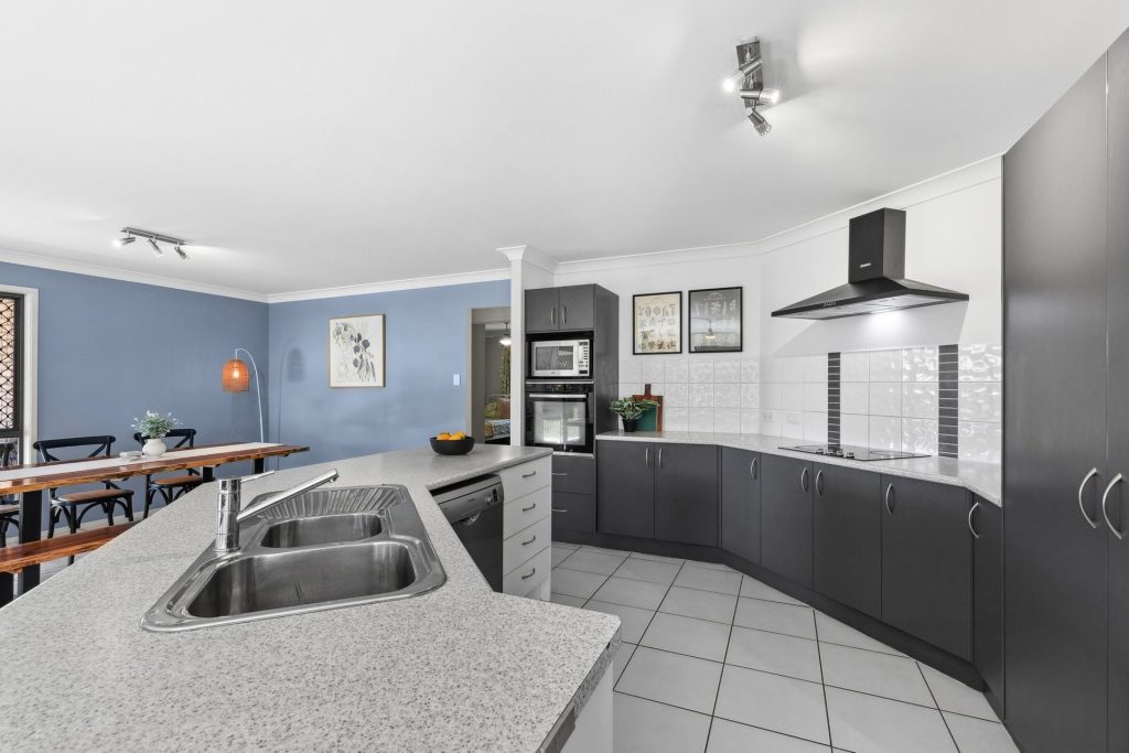 8 Bonato Road, Glass House Mountains QLD 4518 - photo 4