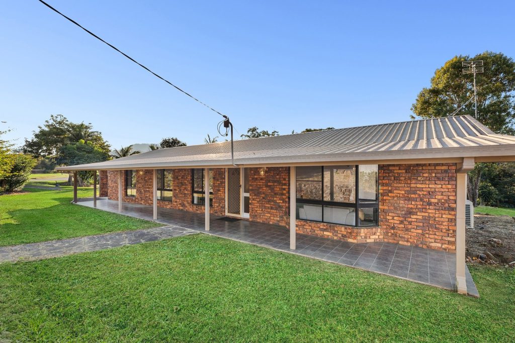 20 Pinelands Drive, Beerwah QLD 4519 - McGrath Coast & Hinterland