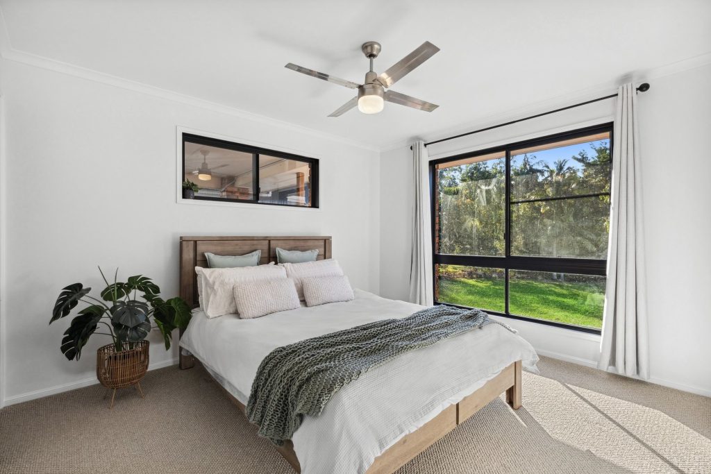 20 Pinelands Drive, Beerwah QLD 4519 - photo 6