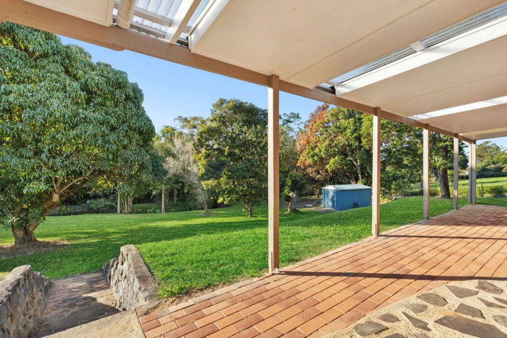 20 Pinelands Drive, Beerwah QLD 4519 - photo 9