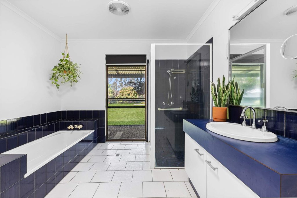 56 London Creek Road, Peachester QLD 4519 - photo 6