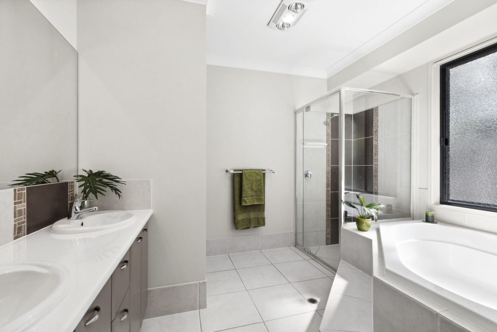 9 Taryn Close, Glass House Mountains QLD 4518 - photo 7