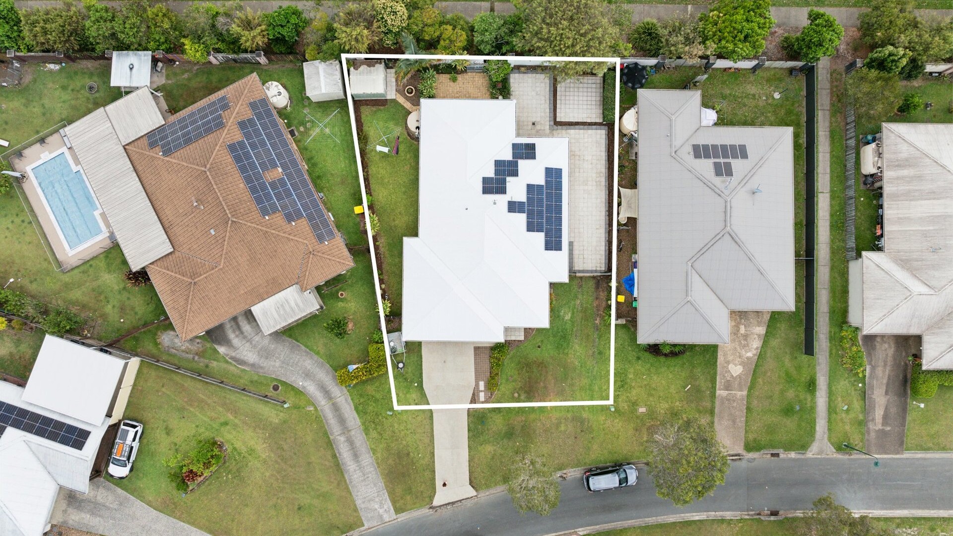 10 Heights Road, Beerwah QLD 4519 - photo 14