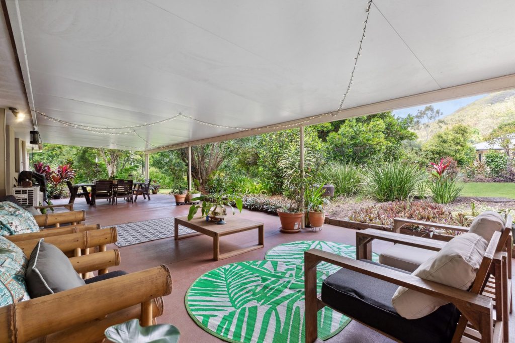 2700 Old Gympie Road, Beerwah QLD 4519 - photo 2