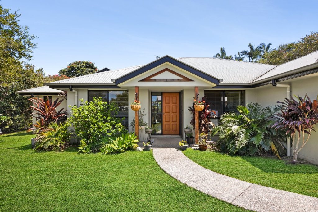 5 Pacific Place, Beerwah QLD 4519 - photo 2