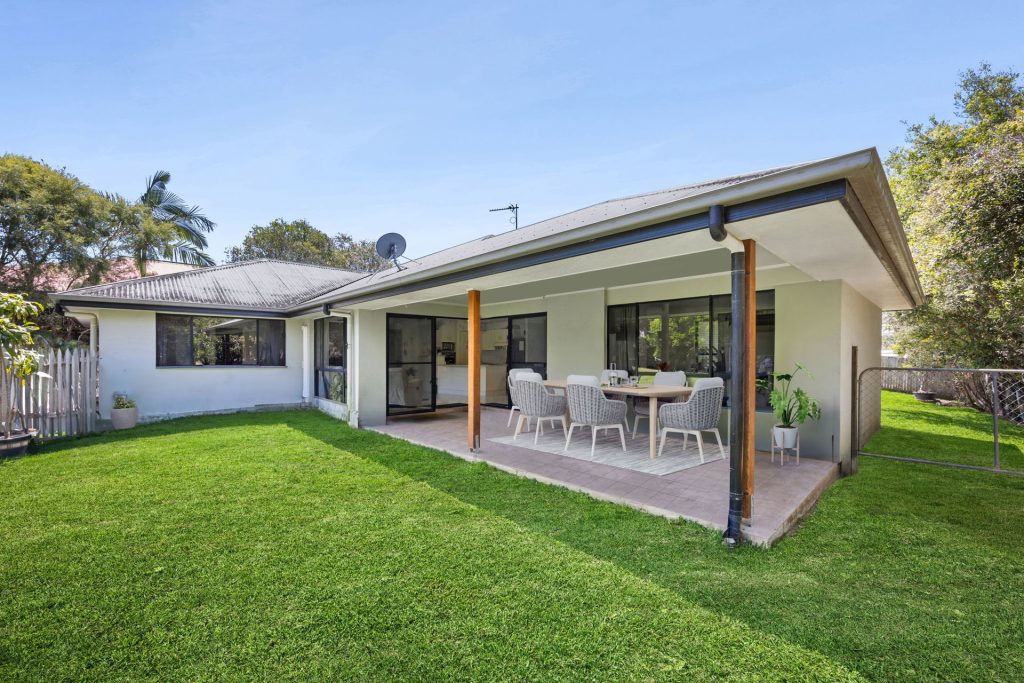 5 Pacific Place, Beerwah QLD 4519 - photo 11