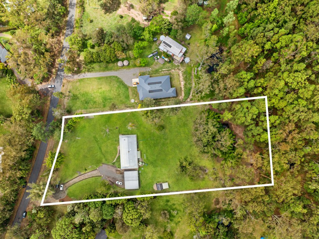 87 Whites Road, Landsborough QLD 4550 - photo 14