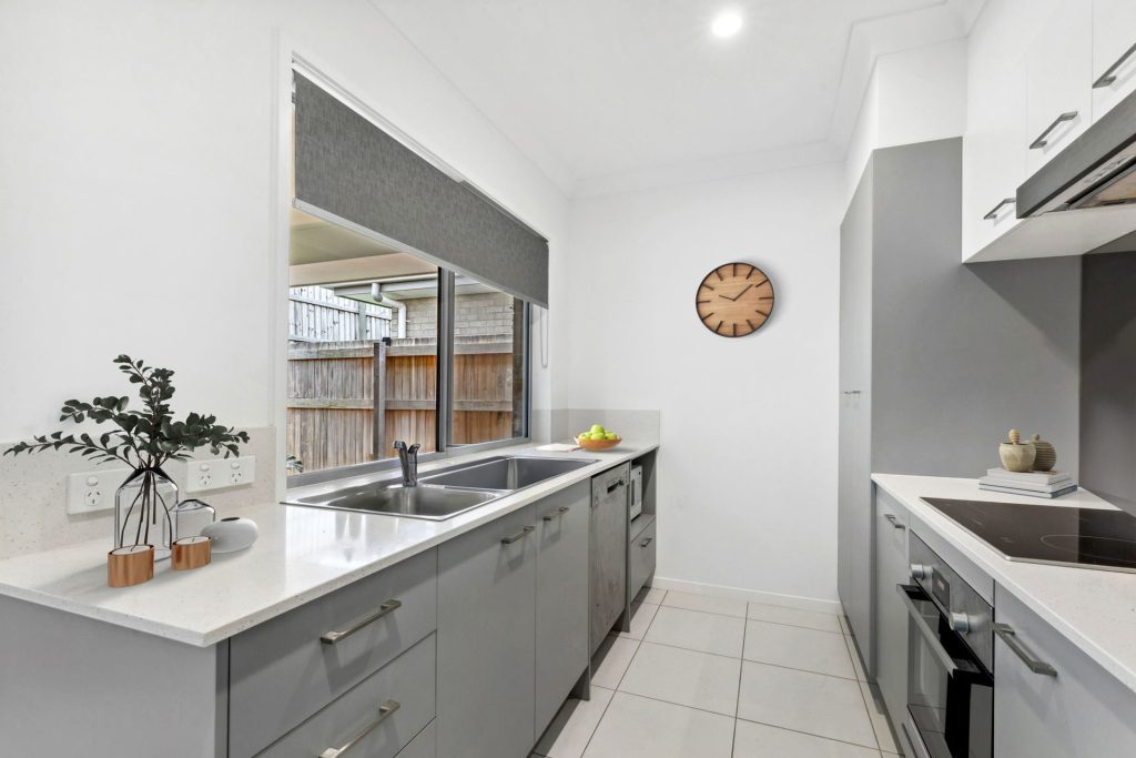 21 Millbrook Circuit, Beerwah QLD 4519 - photo 3