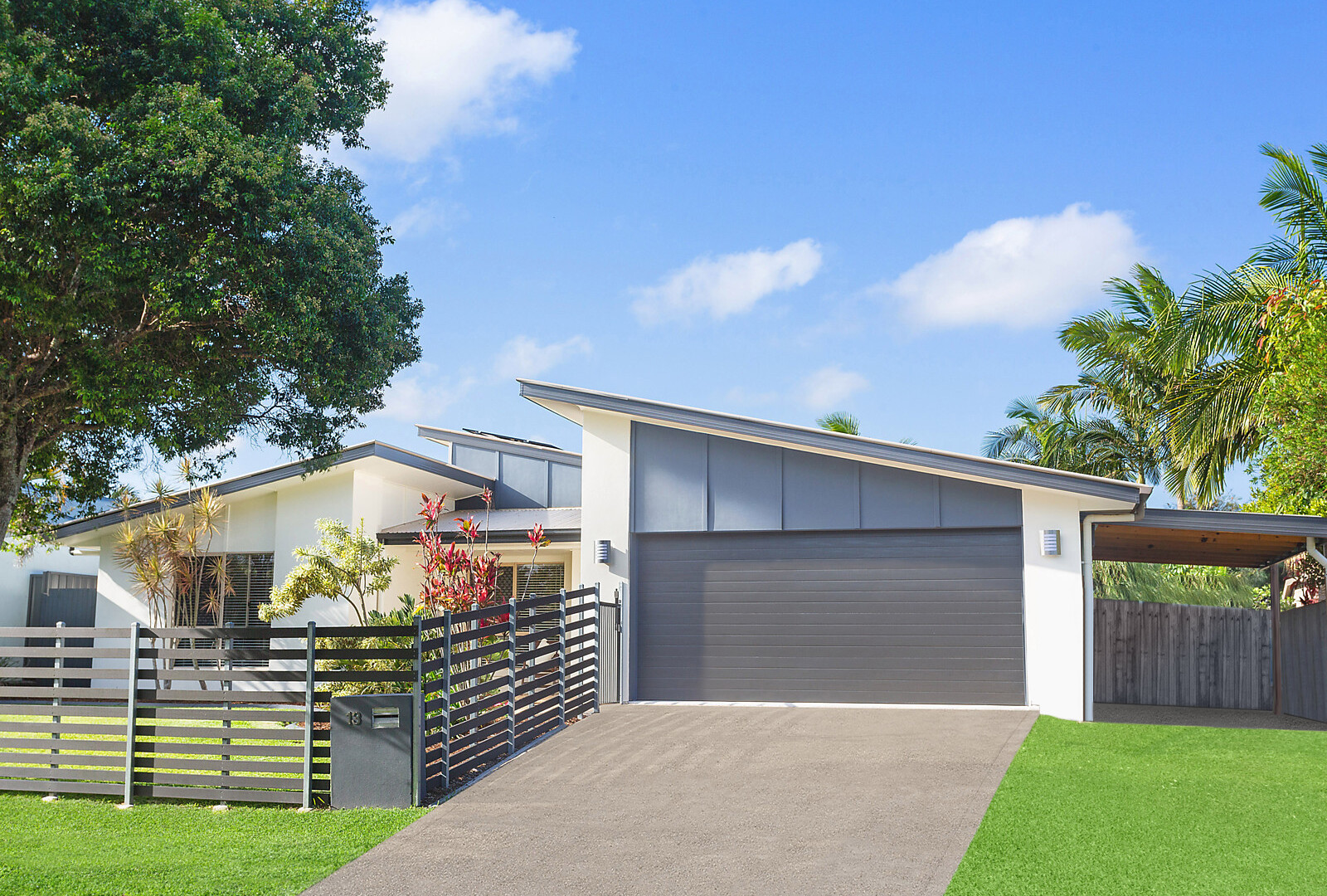 13 Riberry Place, Meridan Plains QLD 4551 - photo 4