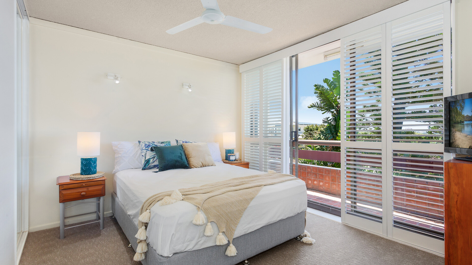 7/2 Burgess Street, Kings Beach QLD 4551 - photo 13
