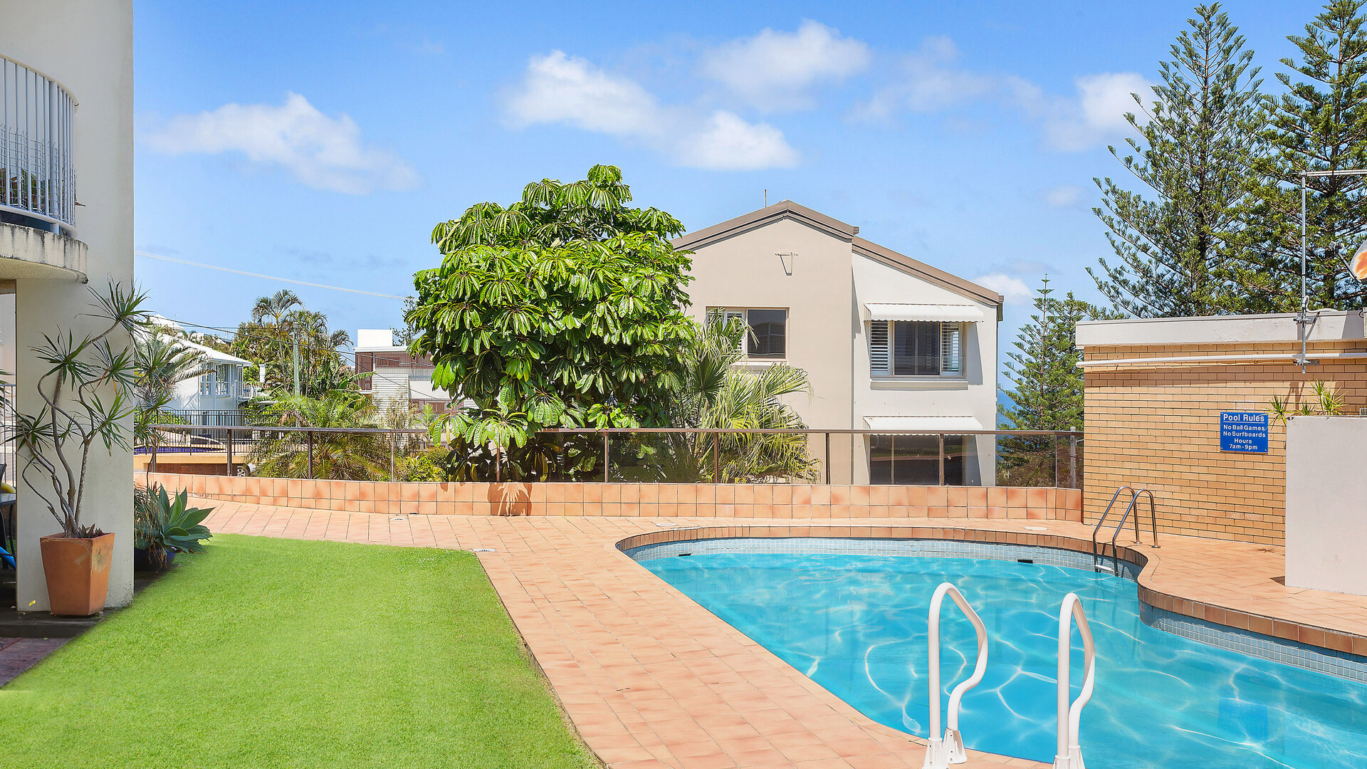 7/2 Burgess Street, Kings Beach QLD 4551 - photo 18