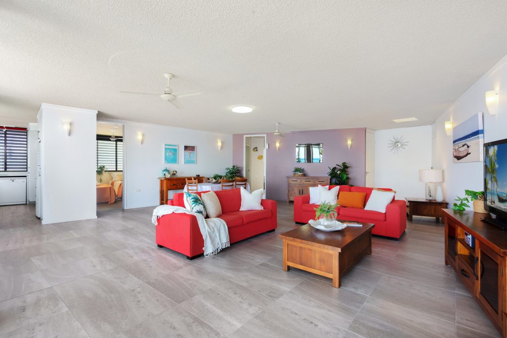 7/2 Burgess Street, Kings Beach QLD 4551 - photo 9
