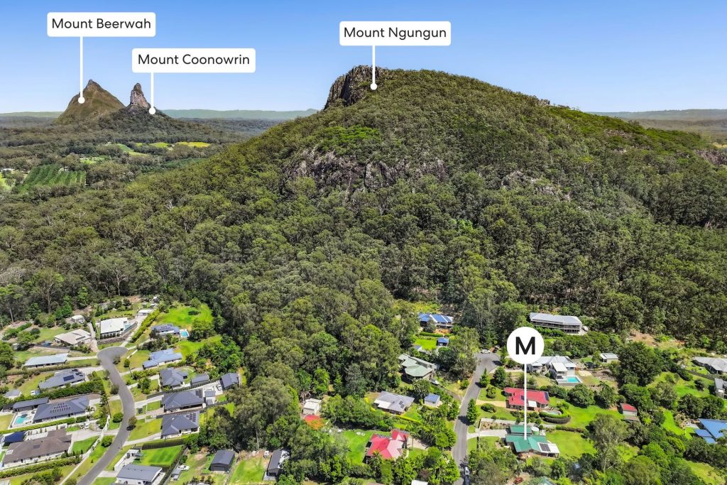 10 Knowles Place, Glass House Mountains QLD 4518 - photo 11