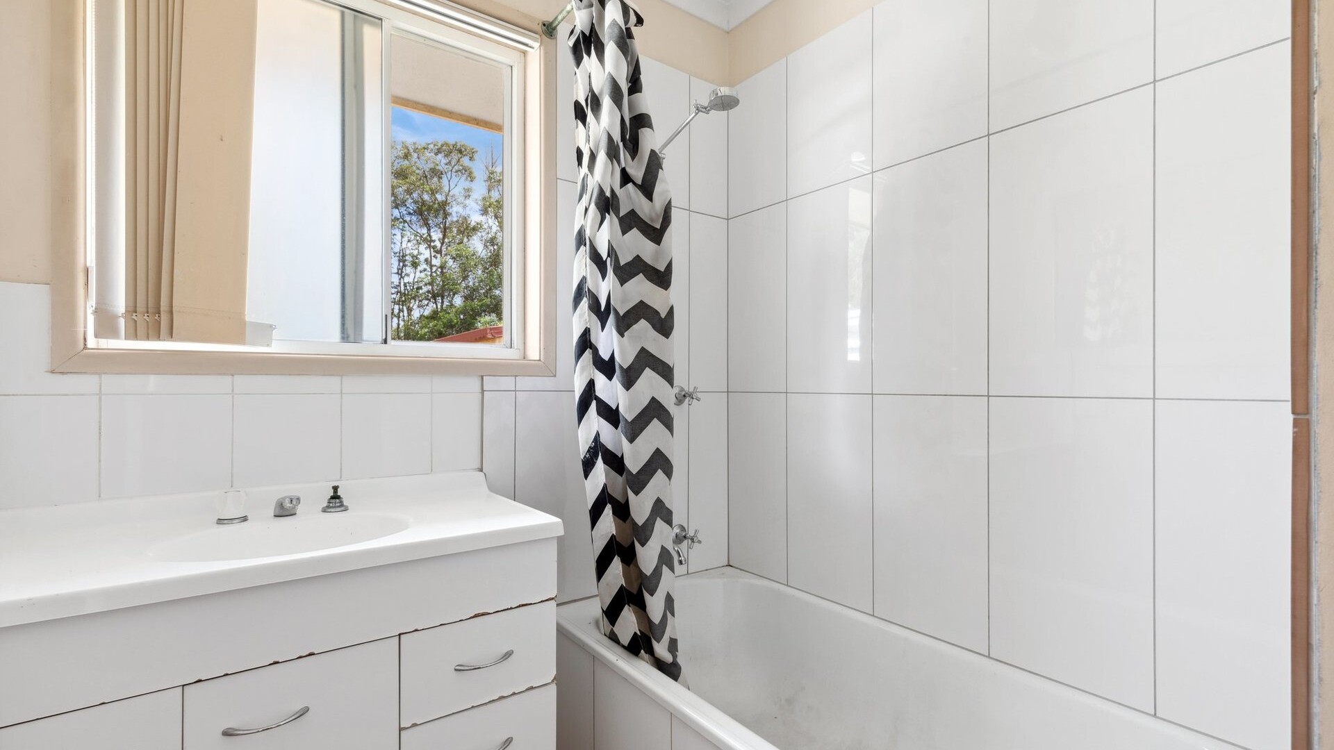 11 North Street, Beerwah QLD 4519 - photo 5