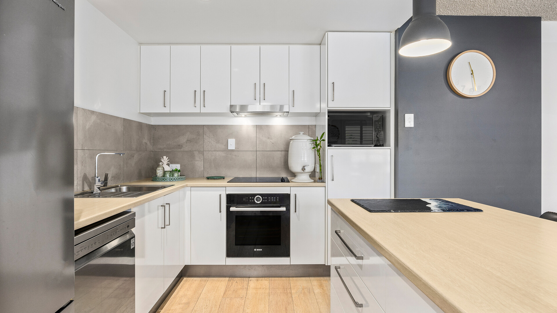 3/5 Orvieto Terrace, Kings Beach QLD 4551 - photo 4