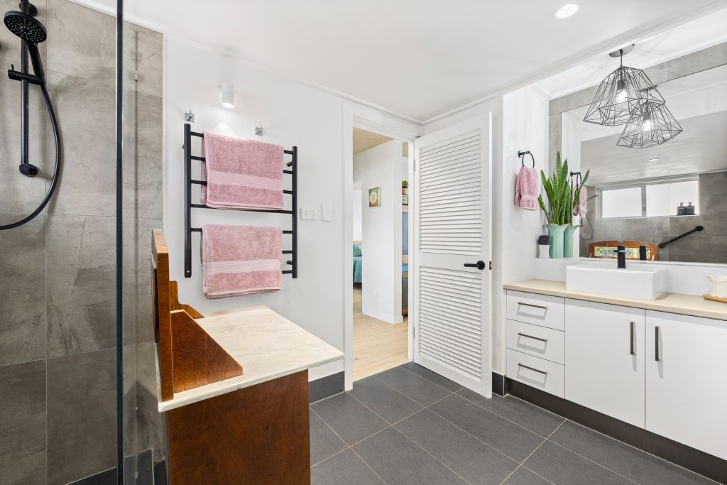 3/5 Orvieto Terrace, Kings Beach QLD 4551 - photo 9