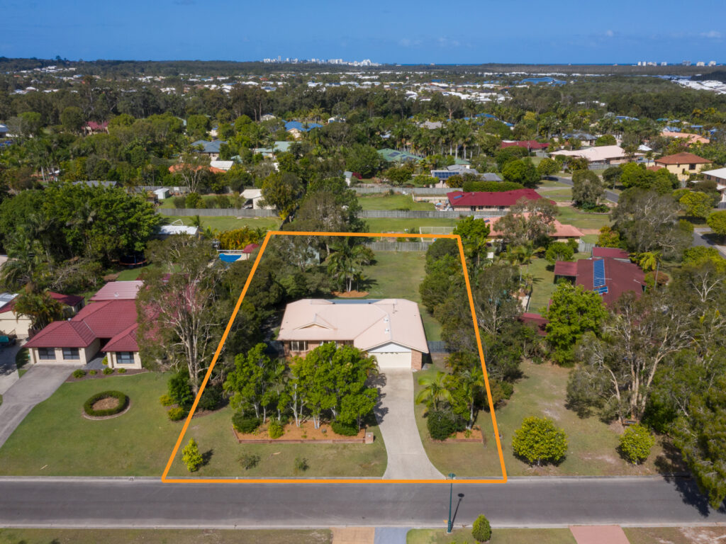 15 Bottlebrush Place, Little Mountain QLD 4551 - photo 3