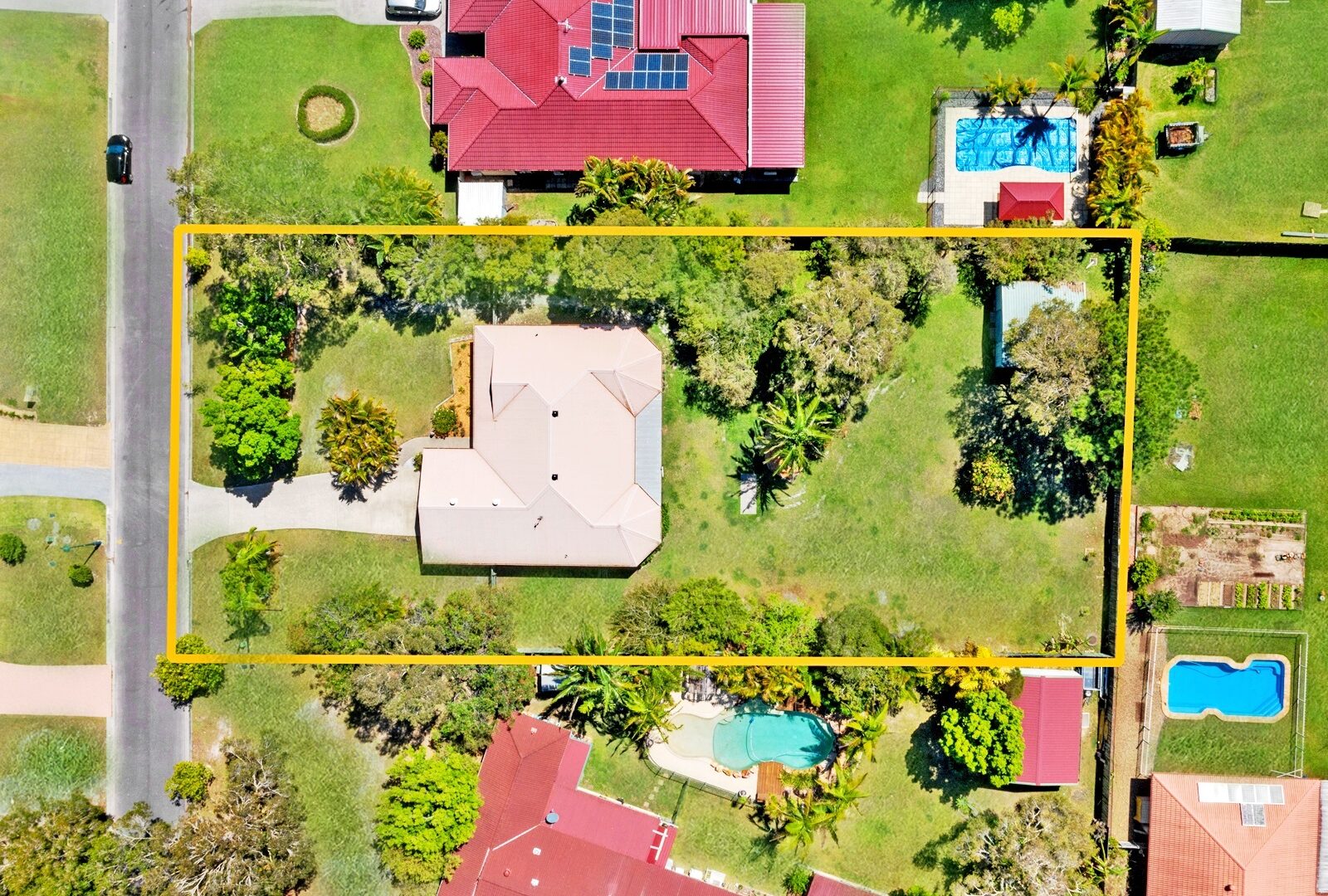 15 Bottlebrush Place, Little Mountain QLD 4551 - photo 7