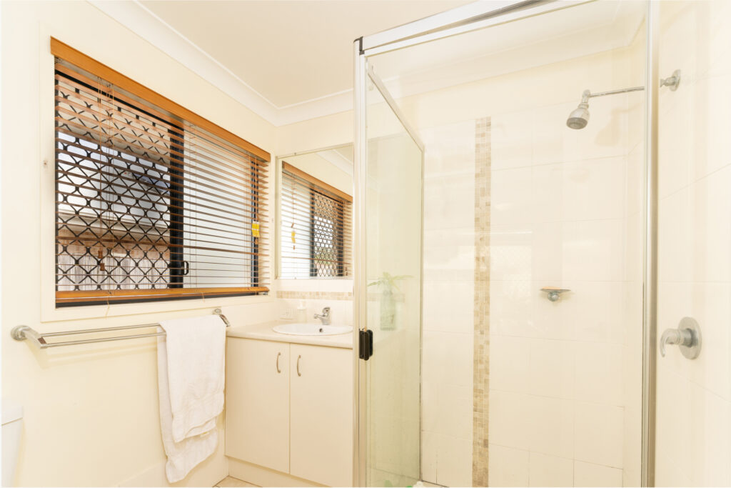 8 Sapphire Court, Beerwah QLD 4519 - photo 7