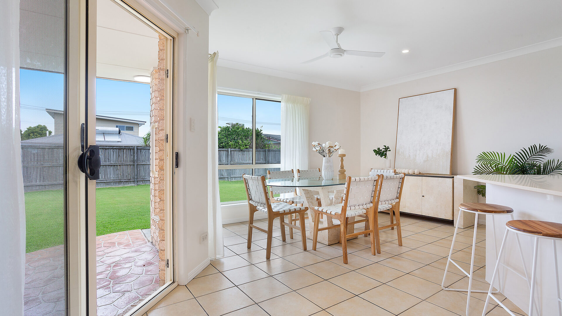 8 Maryann Street, Golden Beach QLD 4551 - photo 4