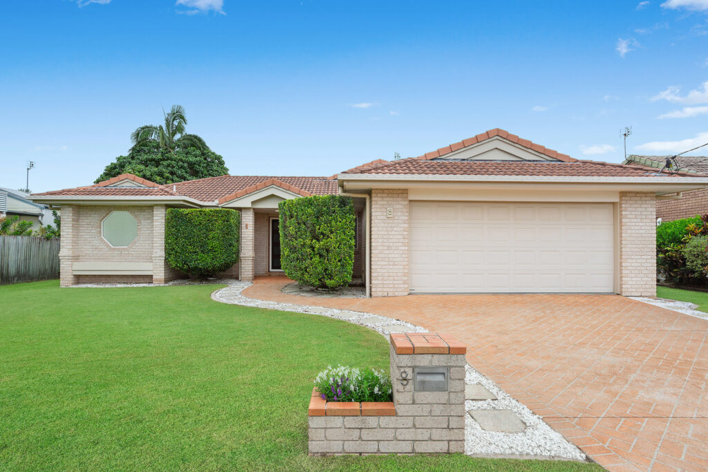 8 Maryann Street, Golden Beach QLD 4551 - photo 6