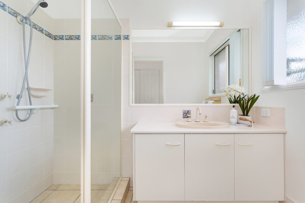 8 Maryann Street, Golden Beach QLD 4551 - photo 10
