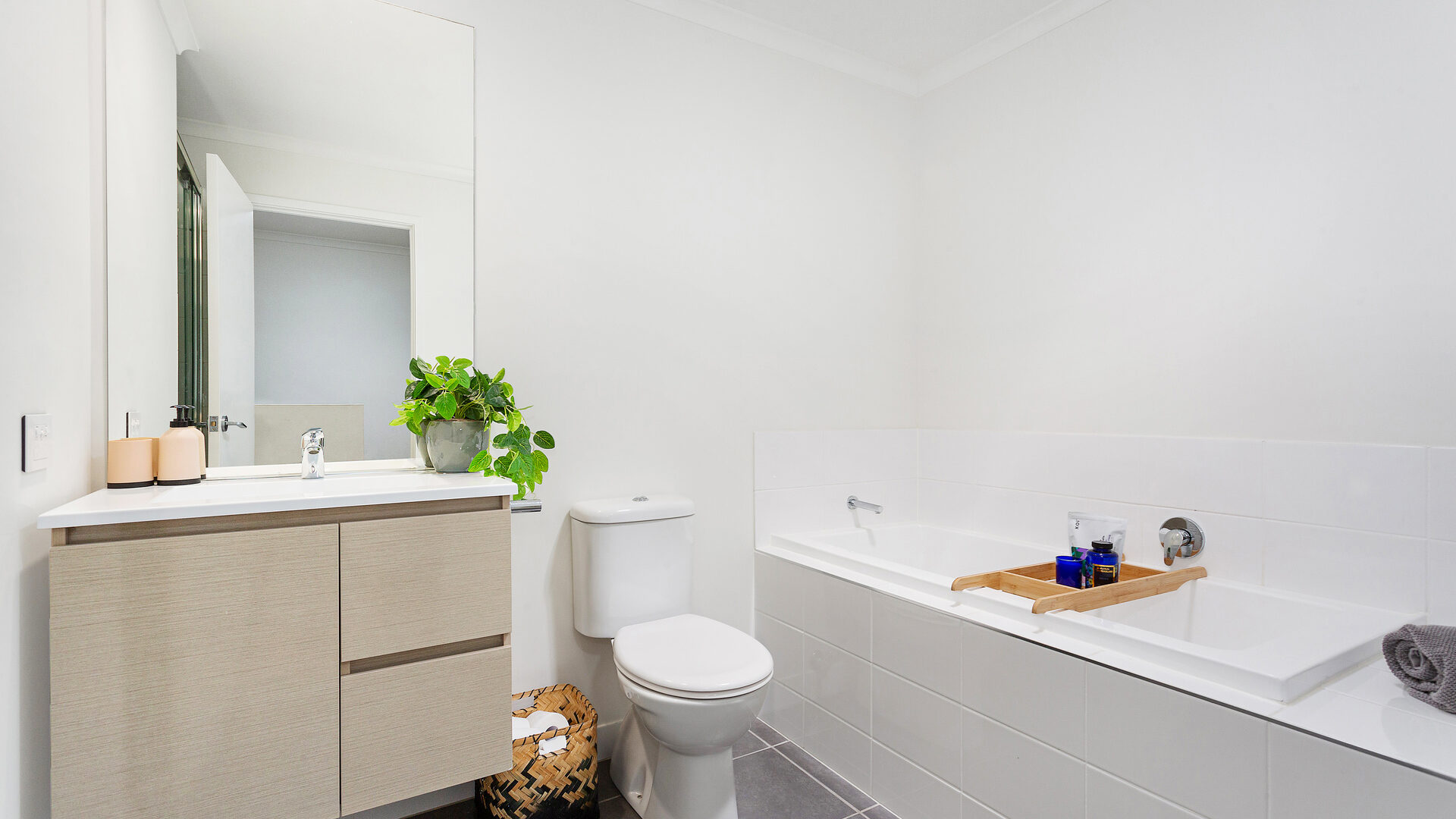 Sold - 4/55 Capricorn Crescent - New Property in Meridan Plains - Real Estate by Nicki Colam