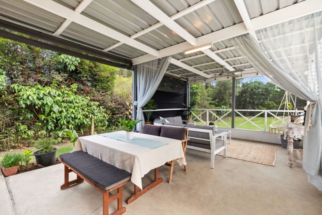 14 Sidney Drive, Beerwah QLD 4519 - photo 5