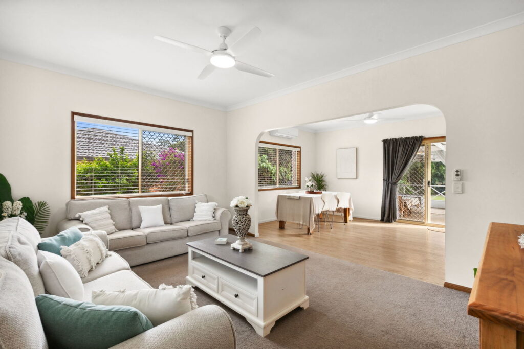 14 Sidney Drive, Beerwah QLD 4519 - photo 6