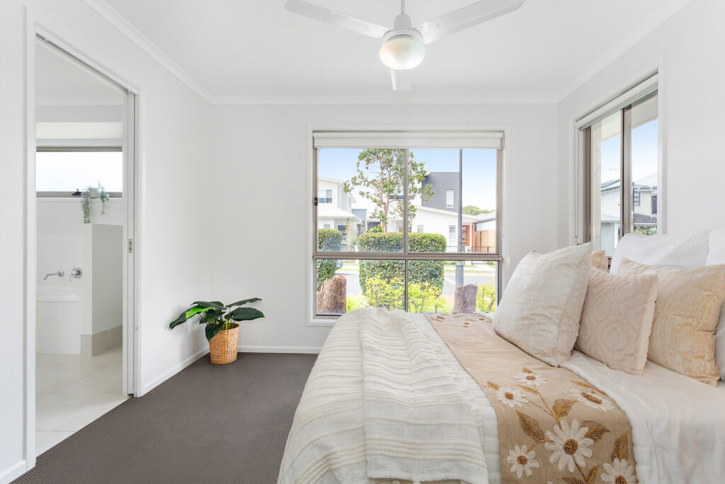 Sold - 2/2 Haslewood Crescent - New Property in Meridan Plains - Real Estate by Nicki Colam
