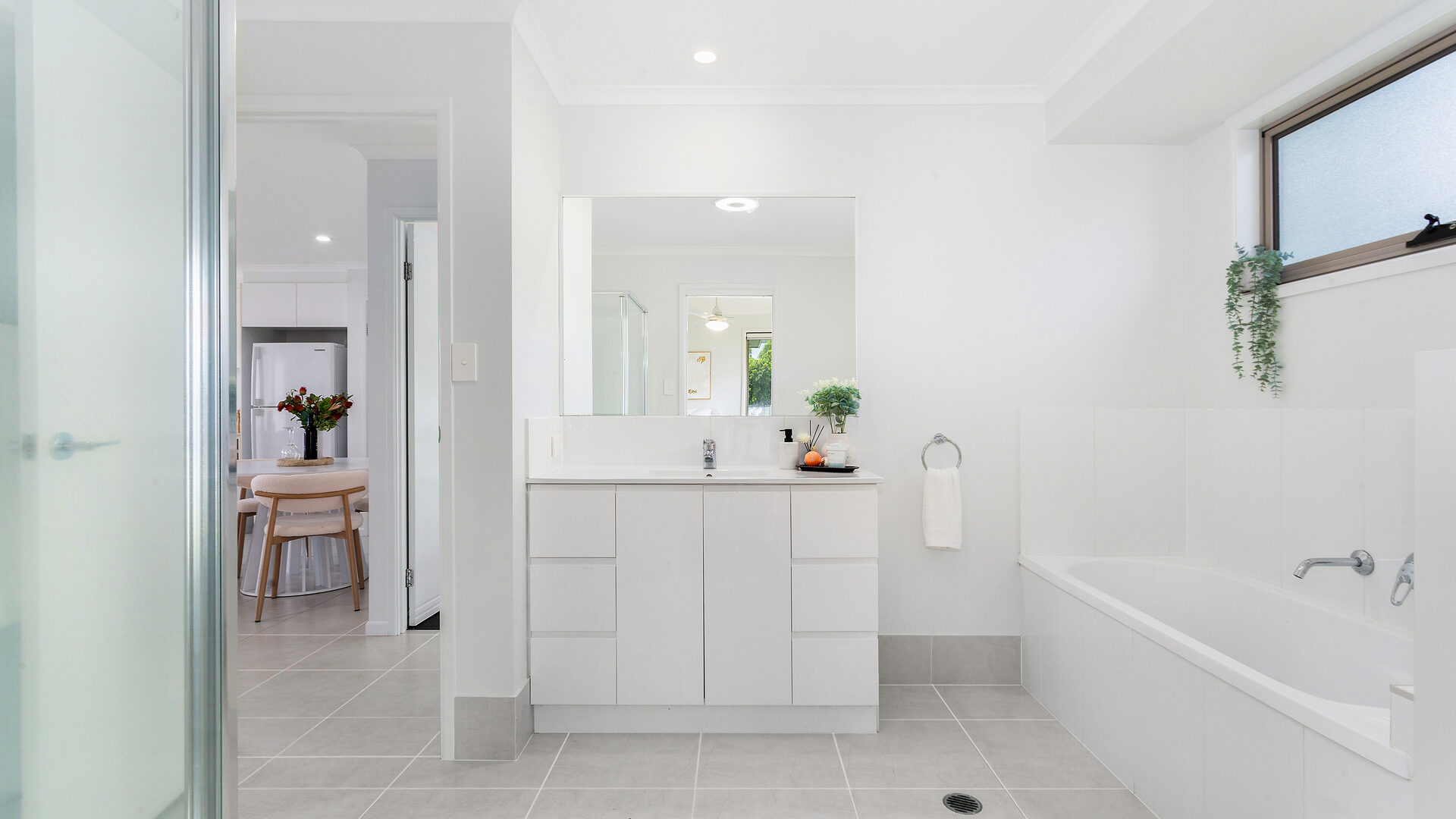 Sold - 2/2 Haslewood Crescent - New Property in Meridan Plains - Real Estate by Nicki Colam