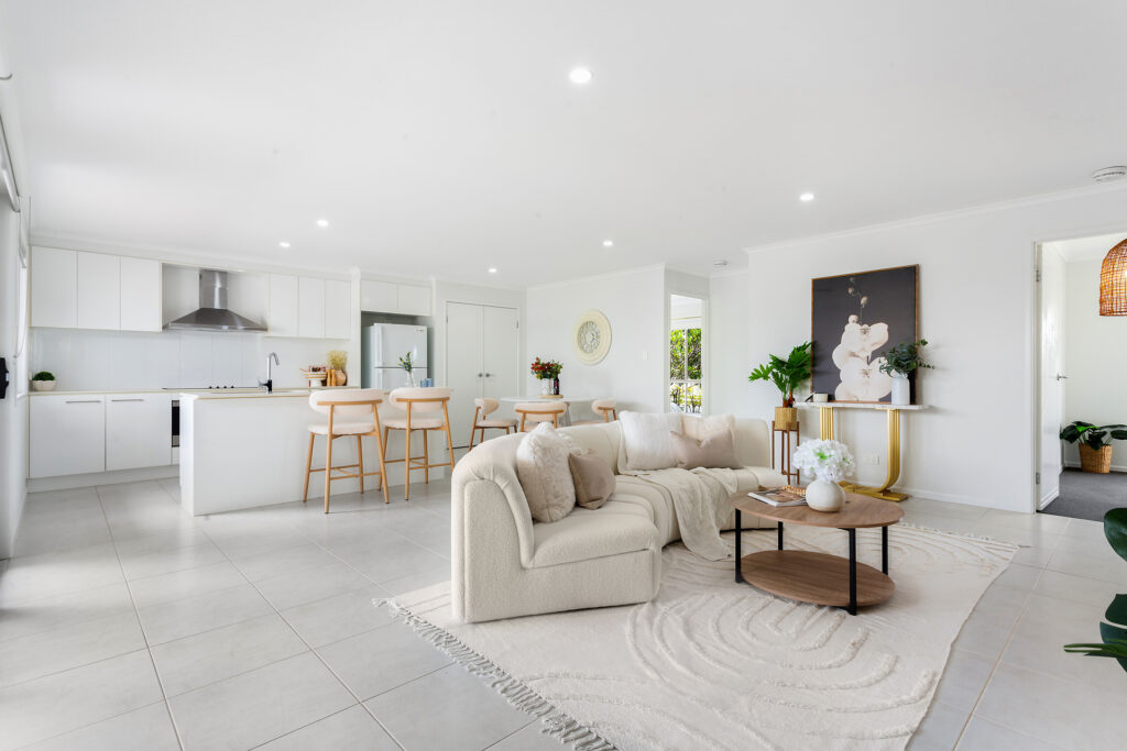 Sold - 2/2 Haslewood Crescent - New Property in Meridan Plains - Real Estate by Nicki Colam