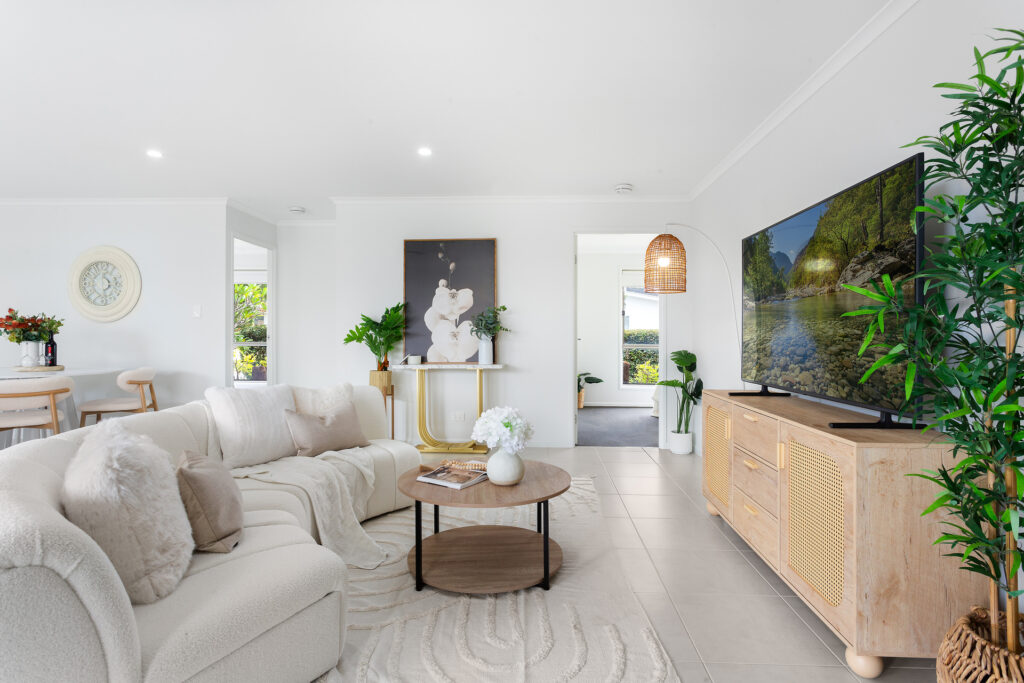 Sold - 2/2 Haslewood Crescent - New Property in Meridan Plains - Real Estate by Nicki Colam