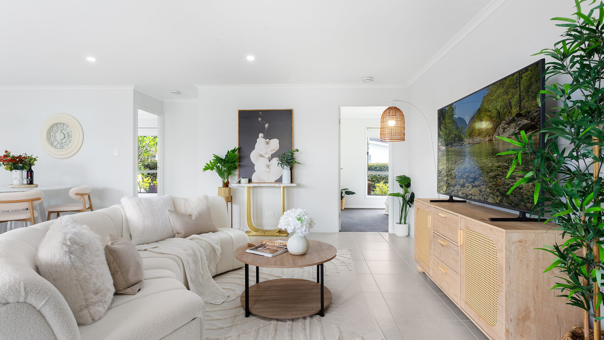 Sold - 2/2 Haslewood Crescent - New Property in Meridan Plains - Real Estate by Nicki Colam