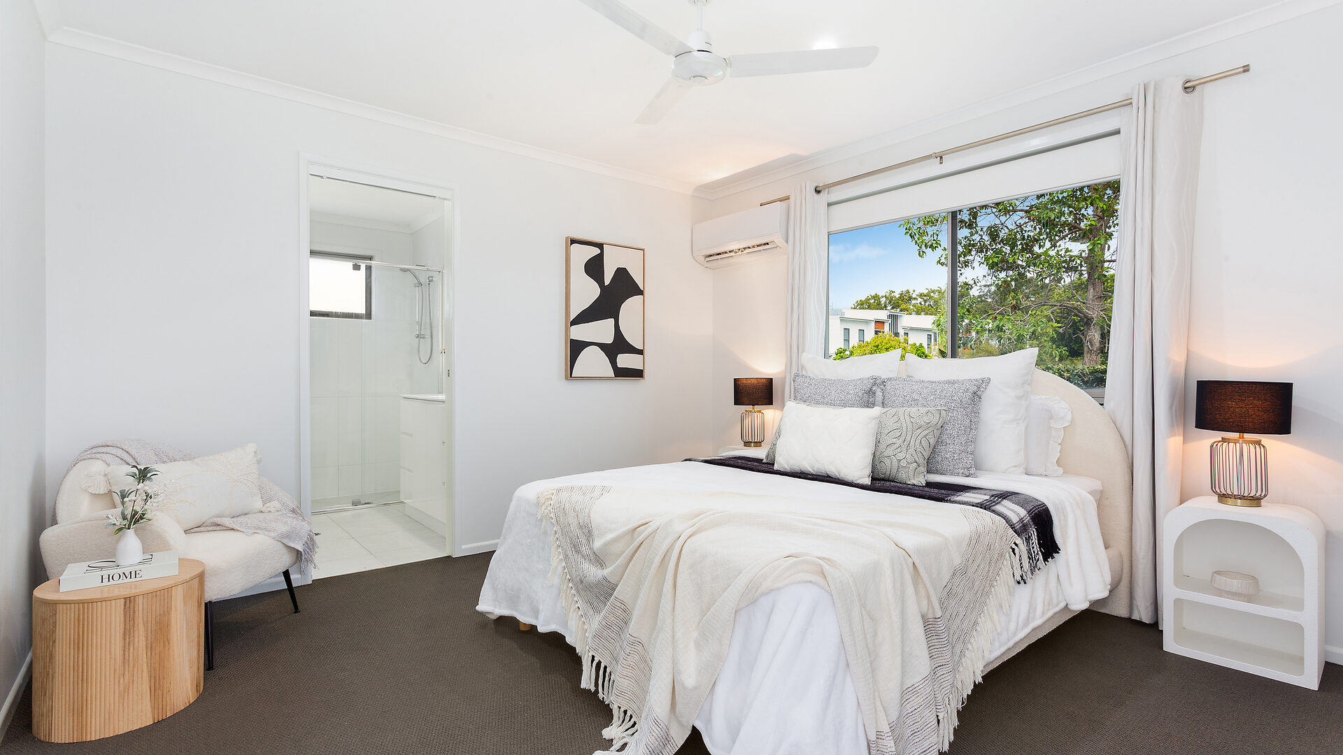 Sold - 2/2 Haslewood Crescent - New Property in Meridan Plains - Real Estate by Nicki Colam