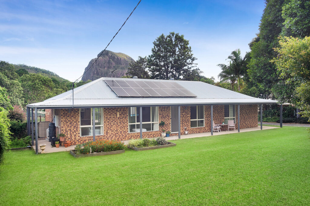 Sold - 40 Parkview Road - New Property in Glass House Mountains - Real Estate by Cassi Nuske