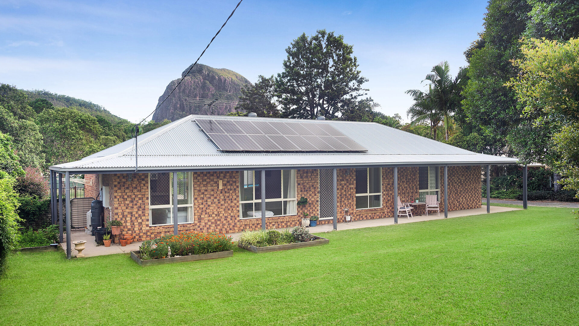 Sold - 40 Parkview Road - New Property in Glass House Mountains - Real Estate by Cassi Nuske