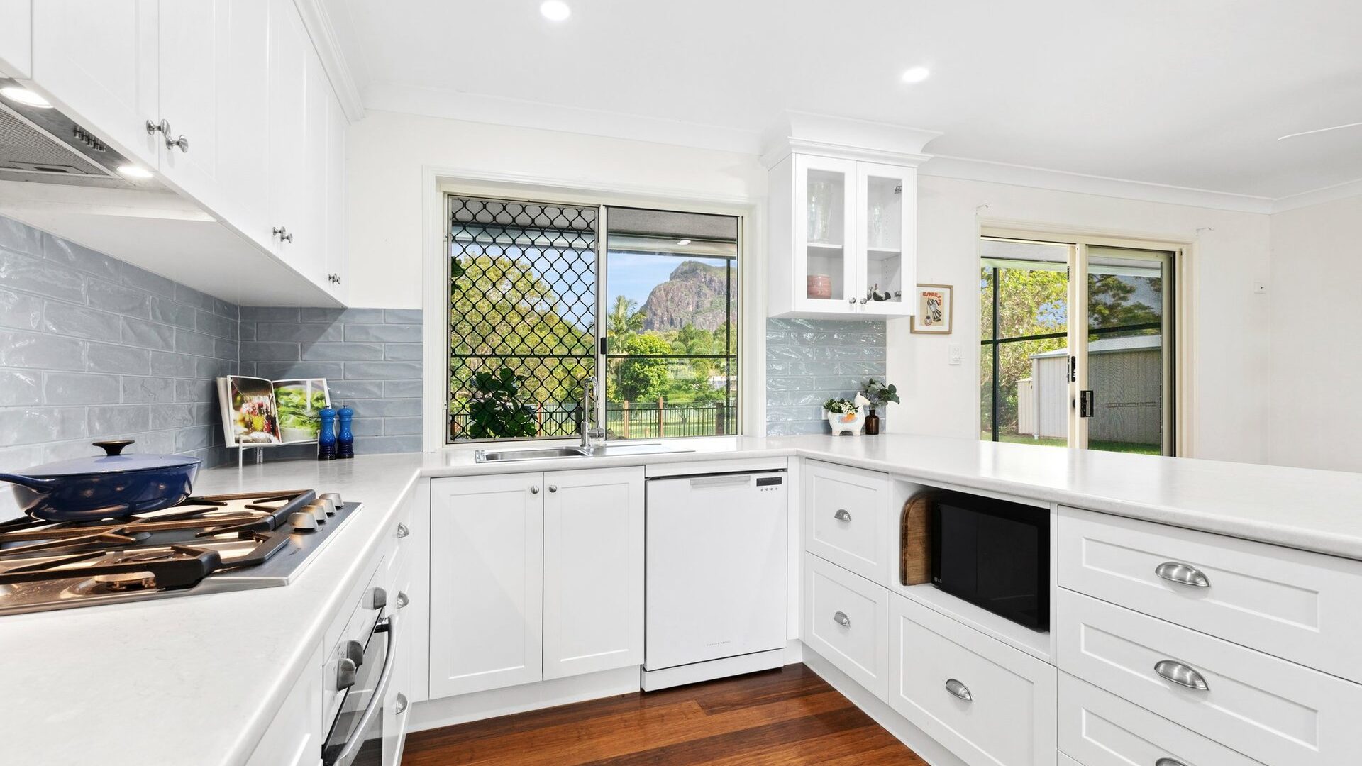 Sold - 40 Parkview Road - New Property in Glass House Mountains - Real Estate by Cassi Nuske