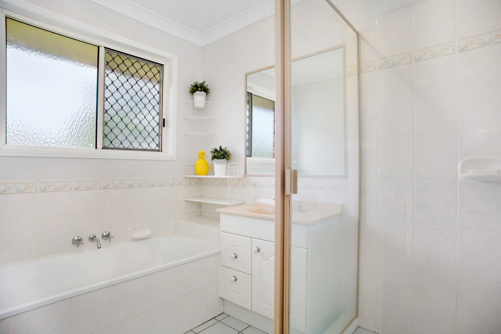 Sold - 40 Parkview Road - New Property in Glass House Mountains - Real Estate by Cassi Nuske
