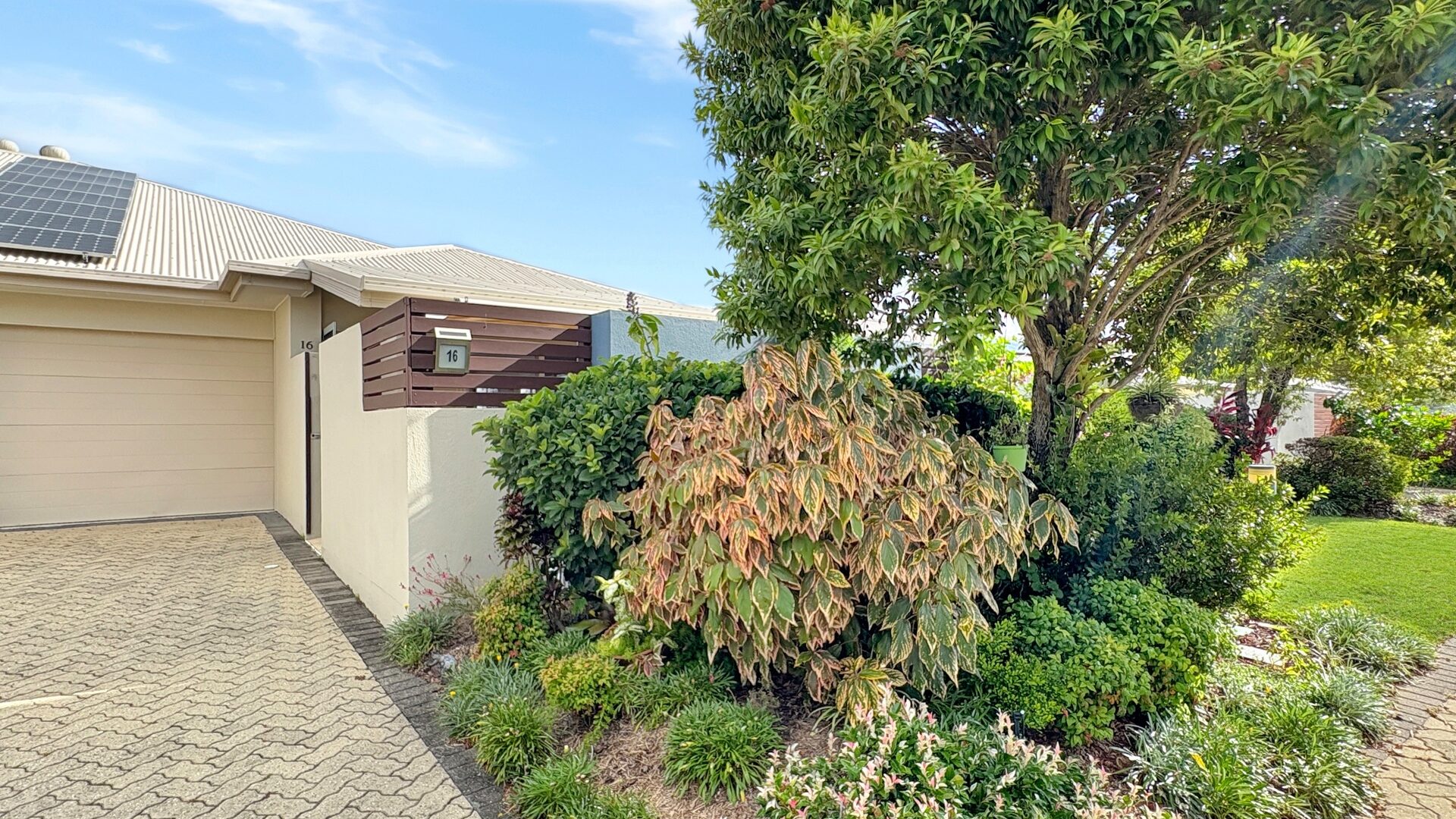 Sold - 16/2 Grand Parade - New Property in Kawana Island - Real Estate by 