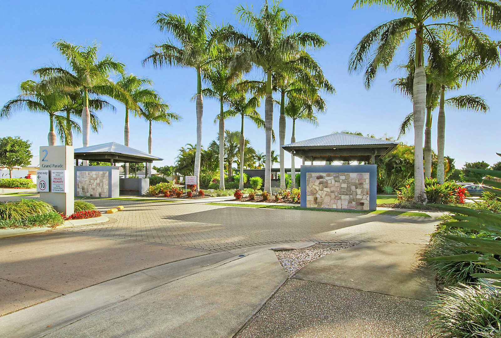 Sold - 162/2 Grand Parade - New Property in Kawana Island - Real Estate by Amy Bennett