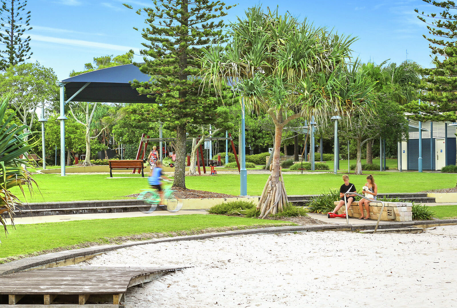 Sold - 162/2 Grand Parade - New Property in Kawana Island - Real Estate by Amy Bennett